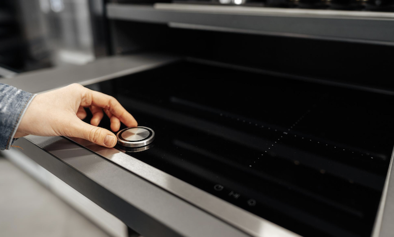 Скільки електроенергії споживає індукційна плита