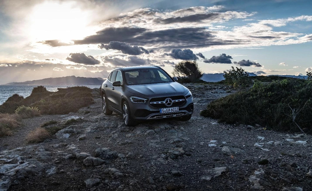 Mercedes-Benz GLA у місті: чому компактні SUV залишаються актуальними